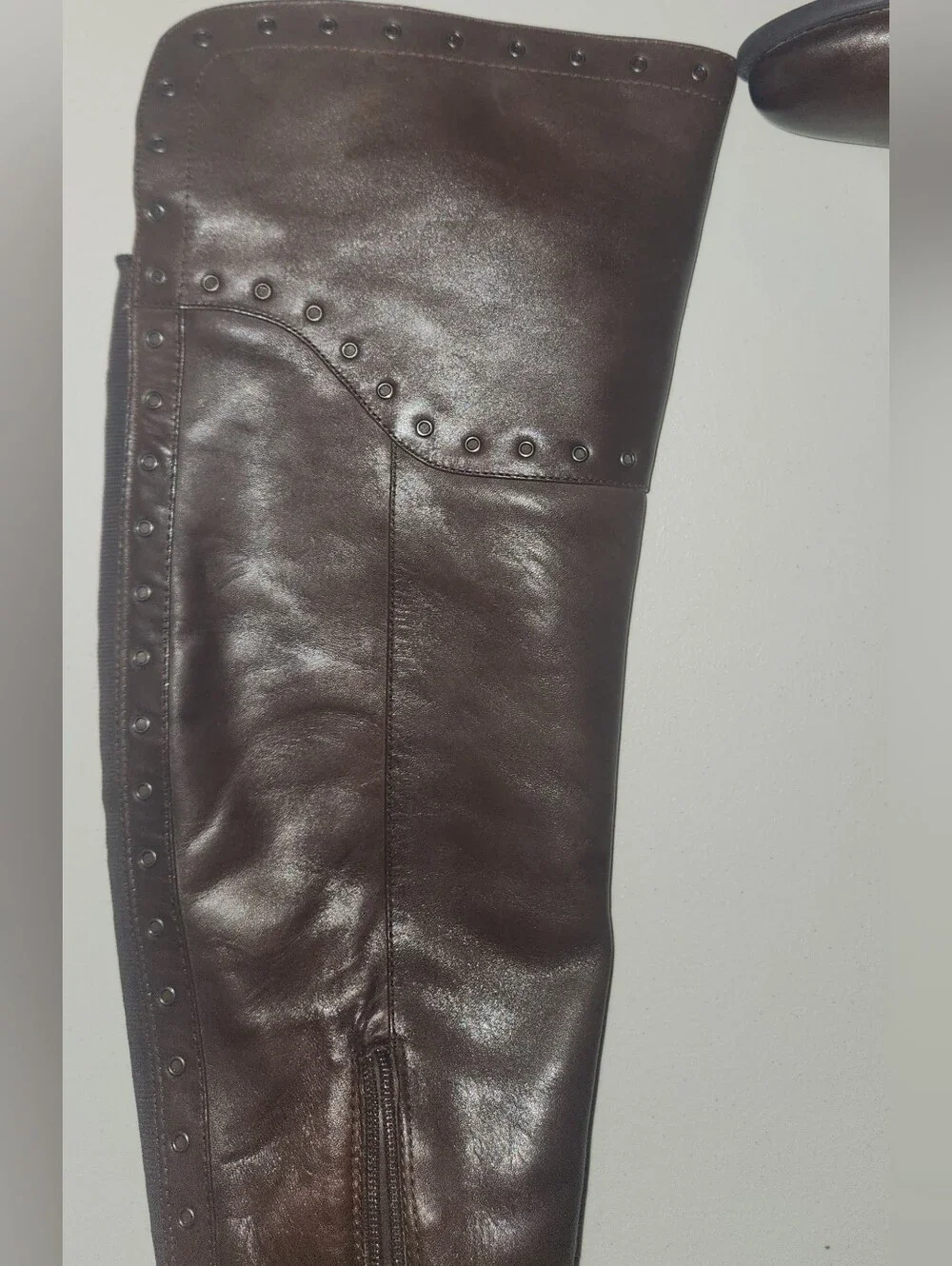 Vince Camuto Bestan Two Stone Antique OTK Leather Boots Size 7.5